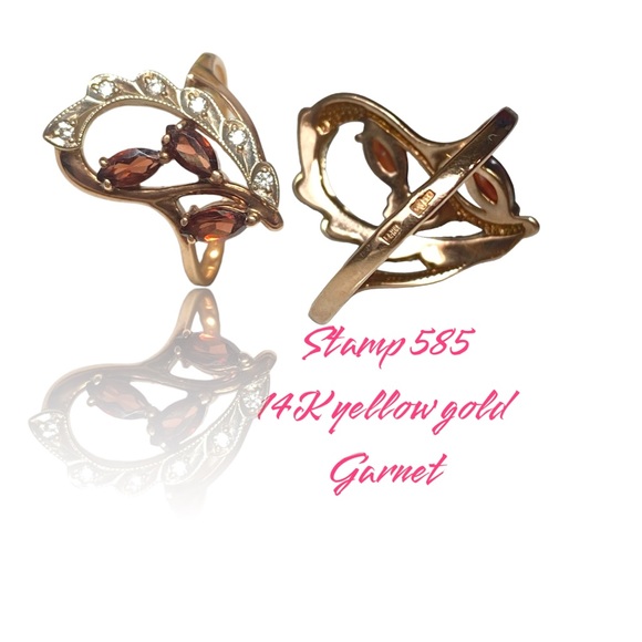 14K Womens Ring Garnet Stone and Small diamond - Picture 2 of 5